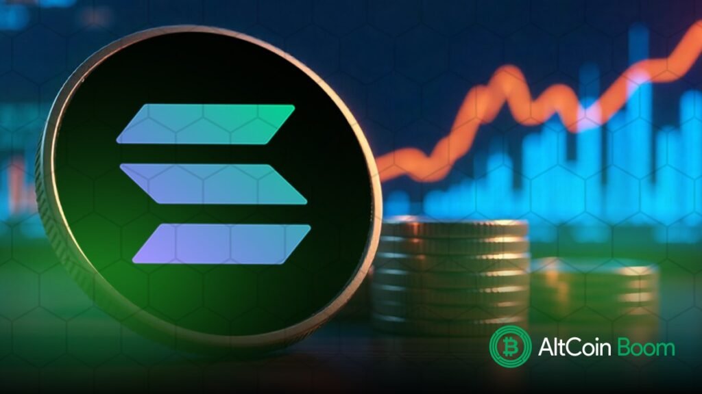 Solana Weekly Chart Shows Strength as Price Retests Multi-Year Trendline Support